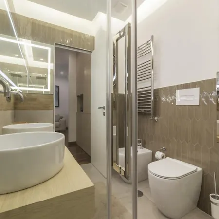 Apartament Via Luigi Rizzo 28, Interno 01 *